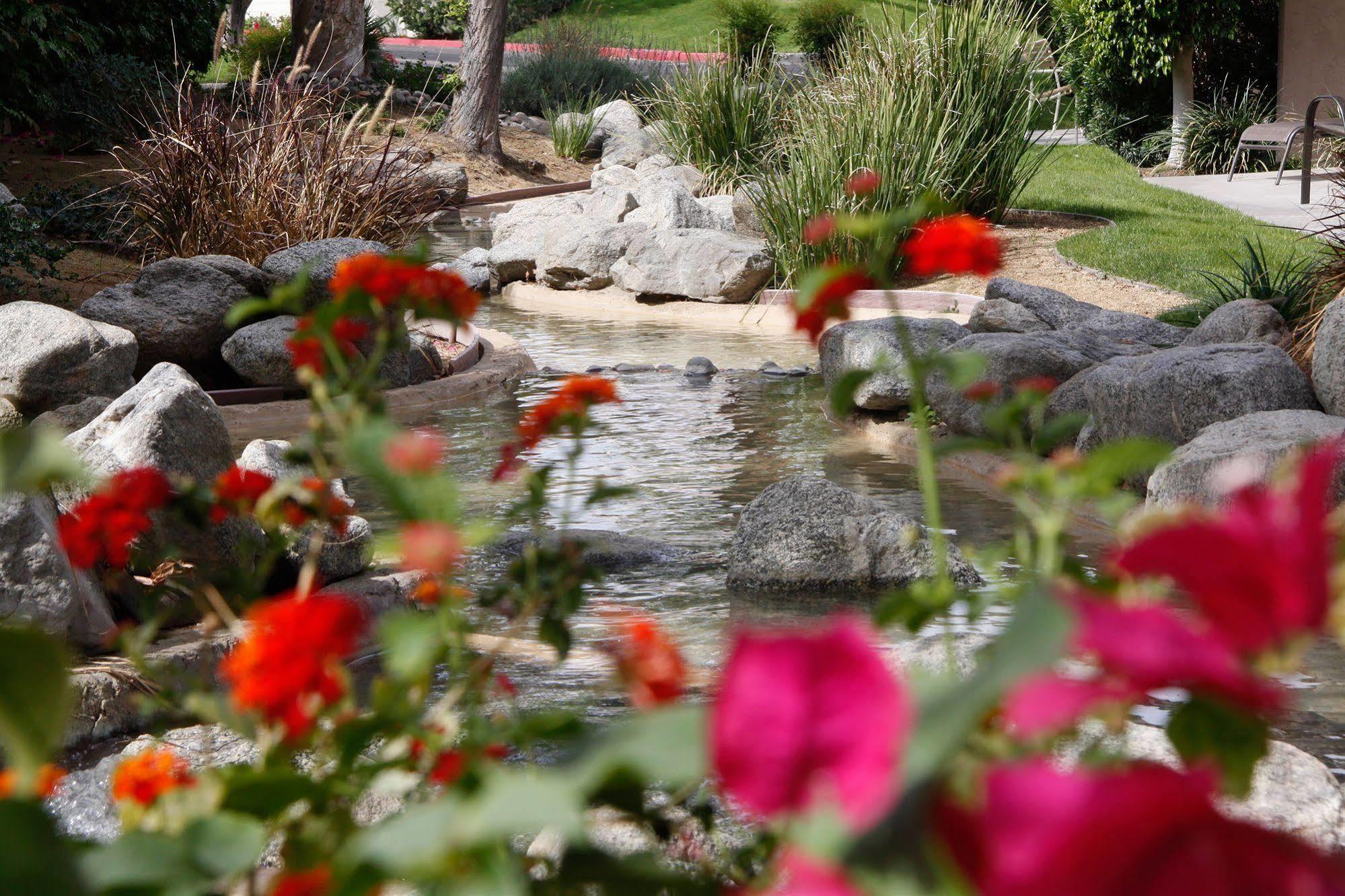 Shadow Mountain Resort & Club Palm Desert Exterior photo