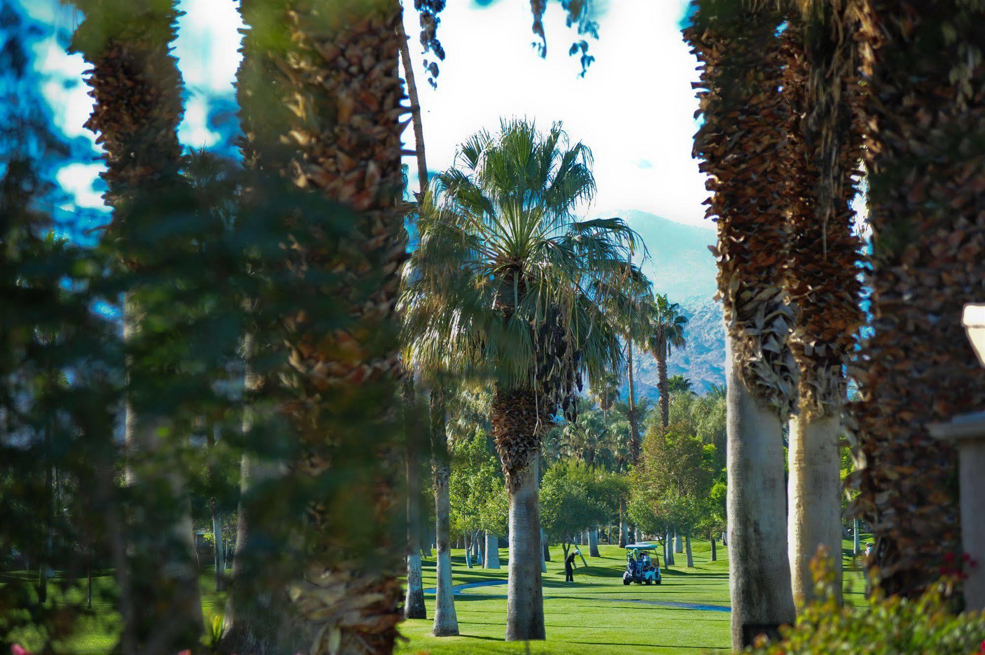 Shadow Mountain Resort & Club Palm Desert Exterior photo